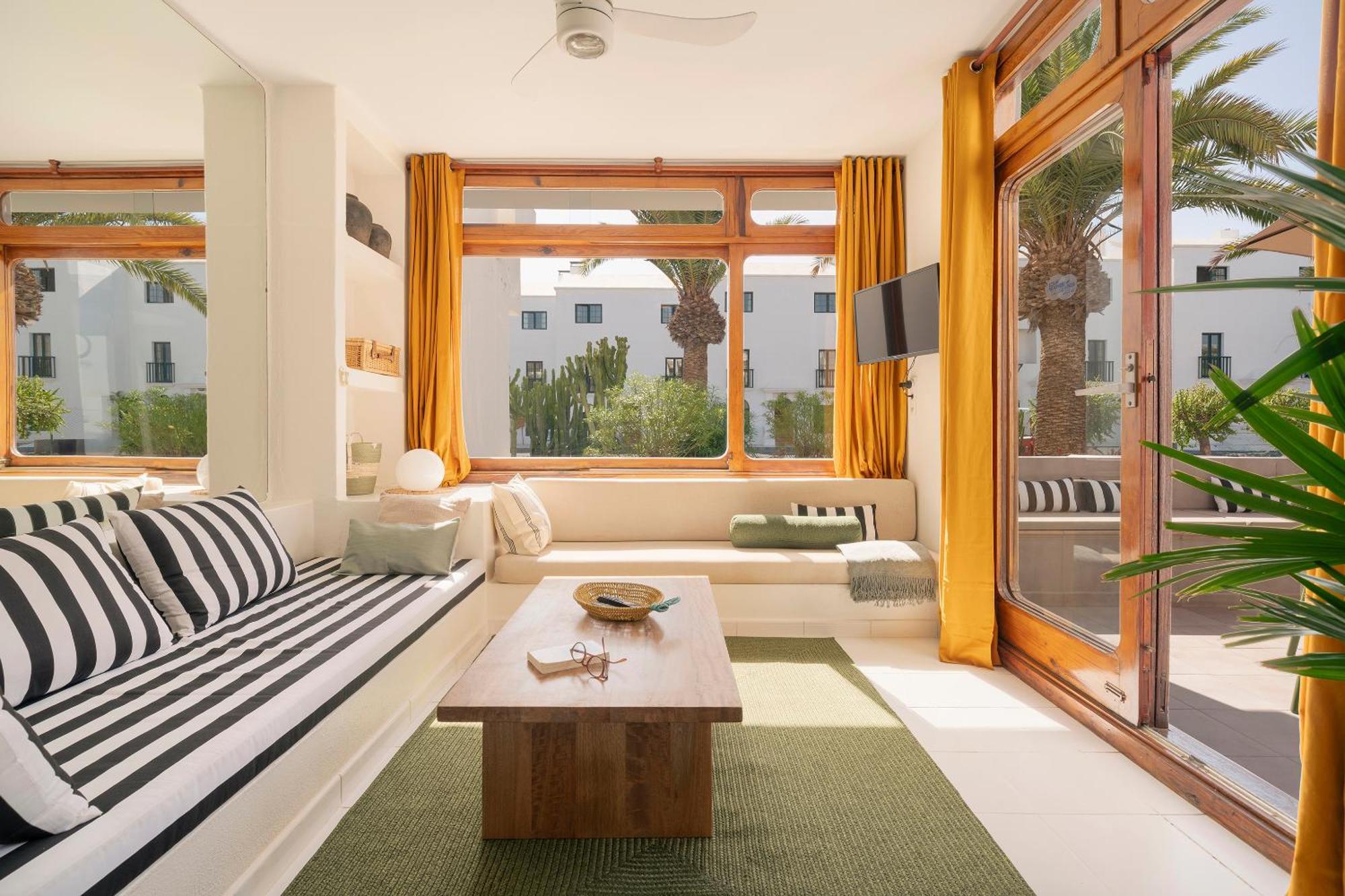 Lanzarote Beach Apartments, Casa Bruna 科斯塔特吉塞 外观 照片